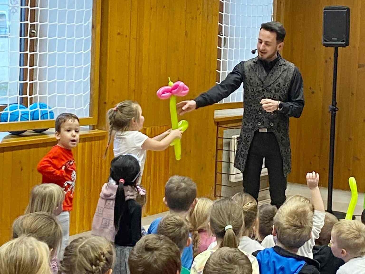 Přečtete si více ze článku 1.12.2025 Kouzelnická show