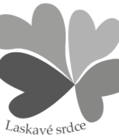 Logo školního zařízení, čtyři srdce spojené cípem s nápisem Laskavé srdce